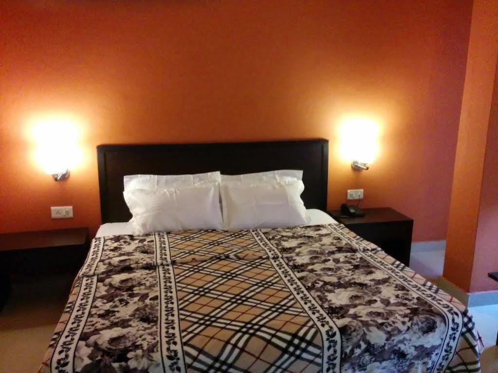 Hotel Himalaya Haridwār Eksteriør billede